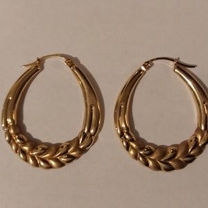Large 10kt Gold Polished & Brush Finish Hoop